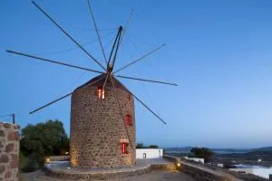 Marketos Traditional Windmill - 特里皮蒂