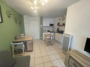 Charmant Appartement Cosy sur Sète proche de toutes commodités, Parking Privé