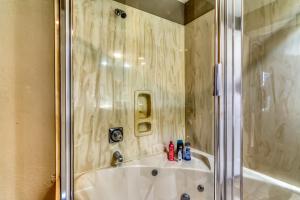 Lakefront Condo at Diamond Resort!