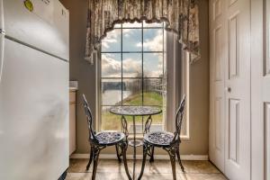 Lakefront Condo at Diamond Resort!