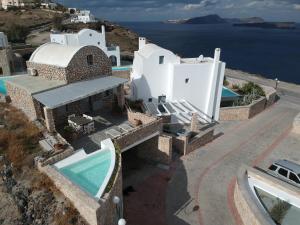 Black Gem Villa - Private Heated Jacuzzi & Caldera View