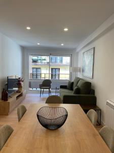 IZARRA by Smiling Rentals