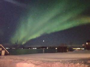 Nydelig utsikt, egen leilighet med to parkeringer