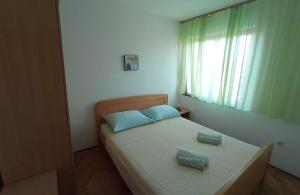 Apartments with parking space Rovinj - 20538