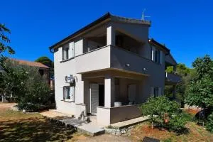 Apartments by the sea Susica, Ugljan - 20758 - Sušica