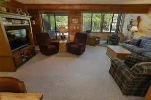 Seven Springs Swiss Mountain 3 Bedroom Standard Condo, Close to Golf Course condo - Laughlintown