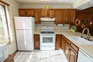 Seven Springs Swiss Mountain 3 Bedroom Standard Condo, Close to Golf Course condo