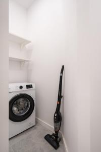 D48 - Central Boulevard Residence - Best Location by BQA