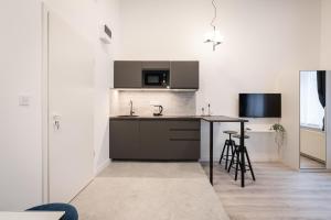 D48 - Central Boulevard Residence - Best Location by BQA