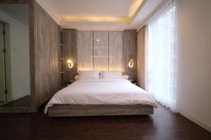 New! Luxury Landmark Residence Apartment 2+1BR 96m