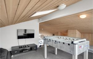 Beautiful Home In Hjørring With Sauna