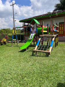 Alojamiento Campestre Hawaii