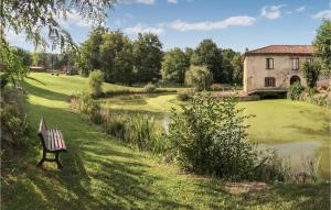 Maisons de vacances Beautiful Home In Sainte Croix-volvestre With 3 Bedrooms : Maison de Vacances 3 Chambres 