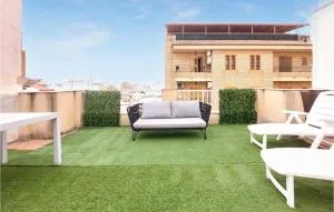 Stunning Apartment In Puerto De Sagunto - Las Canteras