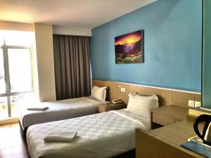 Double Happiness Hotel