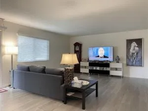 Monthly only, Quite condo in the 55 community,10 min to Laguna beach - 拉古纳海滩