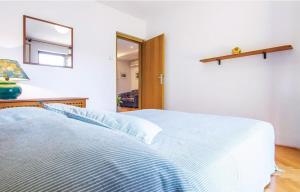 Apartments with parking space Rovinj - 20545