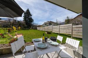 Appartements ST JORIOZ-Le PARC ST-JORE Centre village avec jardin au calme par LLA Selections by Location lac Annecy : photos des chambres