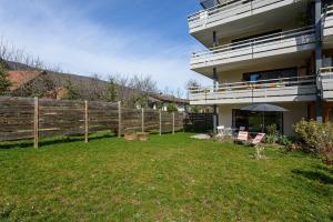 Appartements ST JORIOZ-Le PARC ST-JORE Centre village avec jardin au calme par LLA Selections by Location lac Annecy : Appartement - Vue sur Jardin