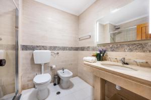 Apartment Henry Matisse, swimming pool