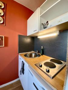 Appartements Splendide studio Moderne - Proche centre - Laverie : photos des chambres