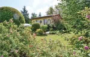 obrázek - Cozy Home In Siorac En Perigord With Kitchen