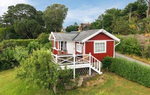 Beautiful Home In Ljungskile With 1 Bedrooms