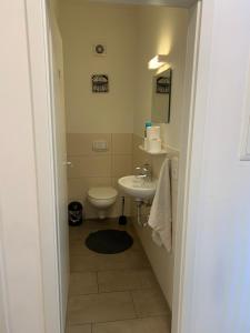 Bed in 6-Bed Mixed Dormitory Room room in Hostel am Ostentor