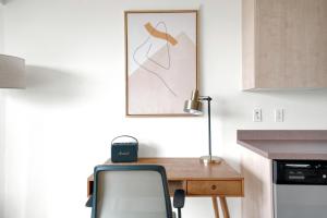 Wallingford 2BR w WD Roof Lounge nr 99 I-5 SEA-311