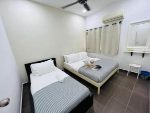 3 bedroom landed beside Jonker Taman Kota Laksamana 150A by Myplace
