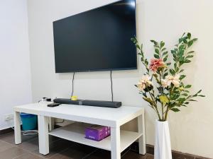 3 bedroom landed beside Jonker Taman Kota Laksamana 150A by Myplace