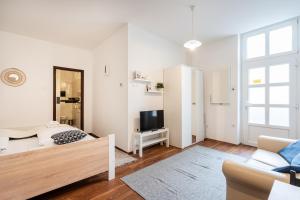 Life on the Blue Studio