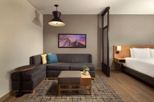 Hyatt Place Monterrey Valle