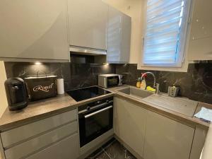 Appartements Paris Centre CLAMART Hopital PERCY APPART 2 pieces TRES Lumineux Grand : photos des chambres
