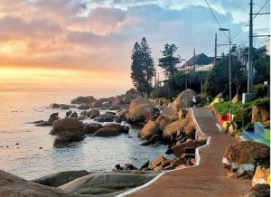 Modern apartment close to lovely beach