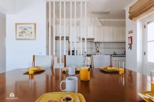 BC Beach House - Santa Cruz