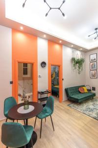 E12 Boutique Apartments