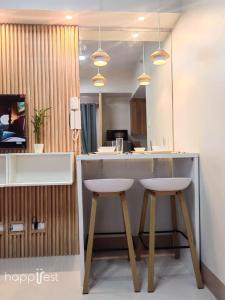 Happirest at Shore 3 Residences with Balcony, Mall of Asia