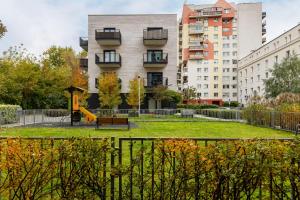 Wola Apartment with Balcony Sokołowska by Renters