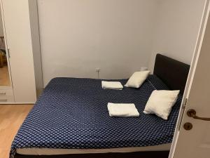 Quiet double bedroom in the centre of Zagreb