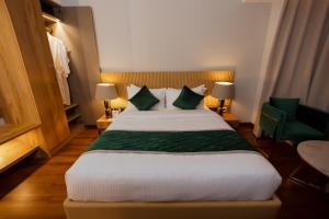 Travancore Court