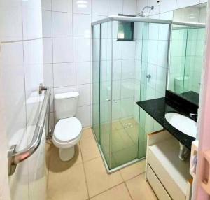 Casa em Condomínio Fechado com Sauna e Piscina