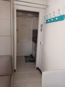 LE PETIT CABOURG de LA COUR NORMANDE studio coeur de ville -1 à 2 personnes