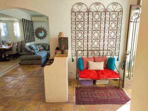 Le Saint Paul appartements dans Mas provencal : photos des chambres