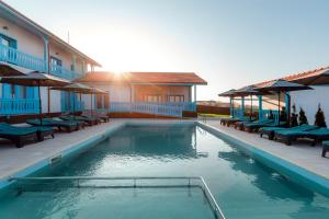 Vila Mavis-cazare cu piscina incalzita 1 mai-30 sept