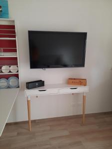 ADG Emilia 10 Appartamenti Del Garda