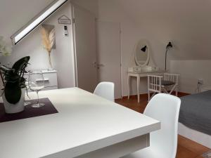Quadruple Room with Private Bathroom room in Szentesi Panzió