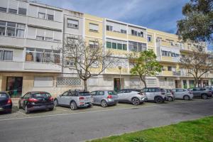 Cozy and Sunny Family Apartment