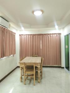 เชียงใหม่ บ้านสันติสุข