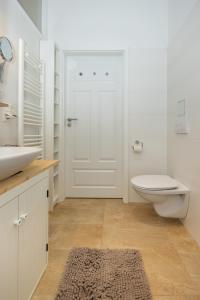 Delightful 1 bedroom near Schönbrunn and Westbahnhof with big porch